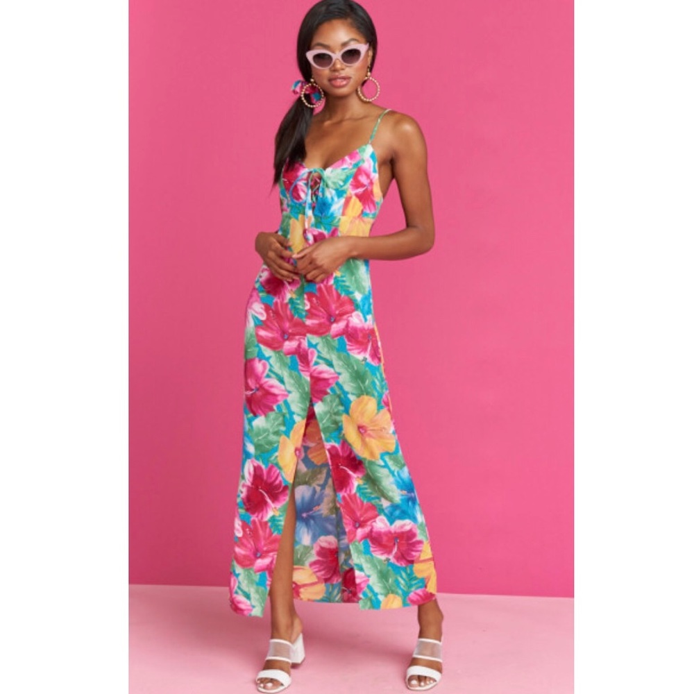 Leyton Lace Up Maxi ~ Malibu Barbie 👱🏻‍♀️👗
